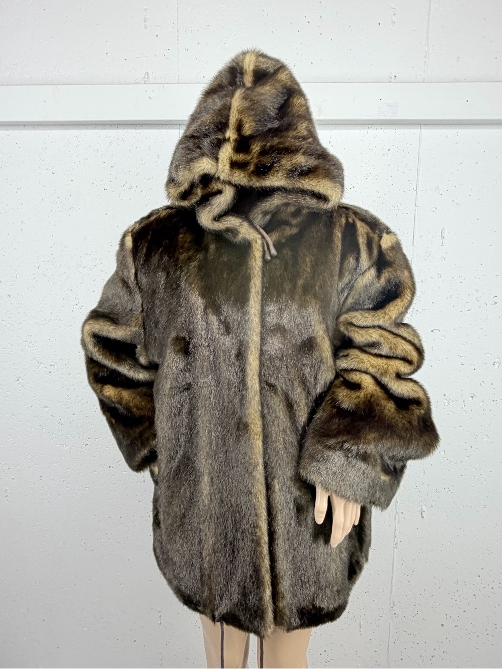 Terry Lewis Women’s 2X Brown Faux Fur Mink Hooded Coat